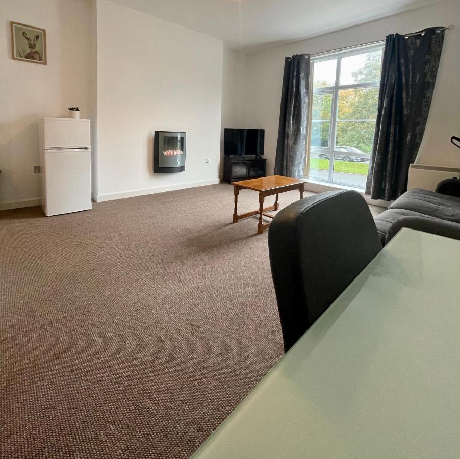 Town Centre Flat In Darlington Apartment ดาร์ลิงตัน ภายนอก รูปภาพ